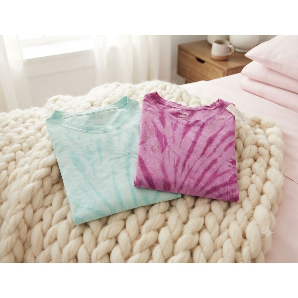 Lot 2 PINK Tie Dye T‑Shirts Women’s XL/XXL Green Purple Logo Casual Comfy Tops